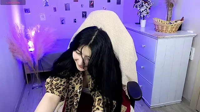 Snapshot of Vanessa_LimX chatting on 06/21/26, 12:52 Vanessa LimX online show from 06/21/26, 12:52