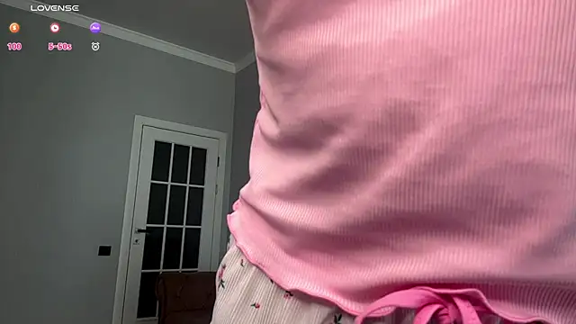 mistybunnyy online show from 06/19/26, 10:08