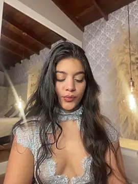 Snapshot of Amel_Rosse chatting on 06/20/26, 03:04 Amel Rosse online show from 06/20/26, 03:04