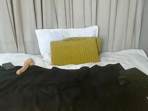 BiancasRoom online show from 06/15/26, 09:39