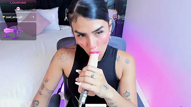 Alanna Wild online show from 06/29/26, 05:46