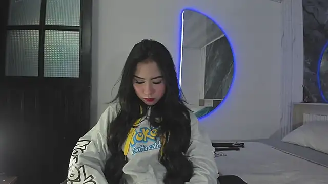 Snapshot of Kitty-Alice chatting on 05/31/26, 03:26 Kitty-Alice online show from 05/31/26, 03:26