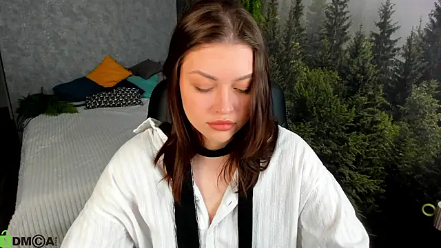 Snapshot of Maya-Mimi chatting on 06/19/26, 12:59 Maya-Mimi online show from 06/19/26, 12:59