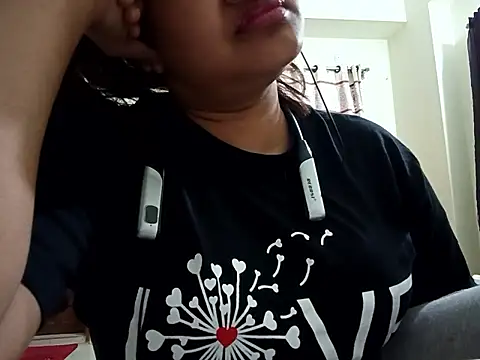 Neha-71 online show from 06/06/26, 10:36
