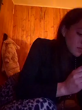 VickymoreX online show from 06/17/26, 08:17