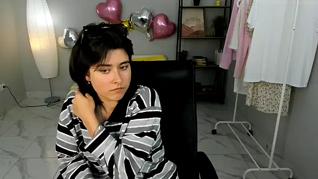 Barbara Little online show from 05/29/26, 01:42