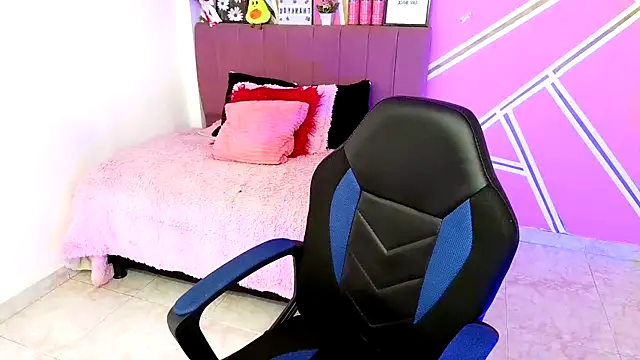 Barbie  sweet online show from 06/10/26, 01:21