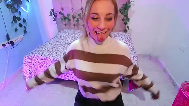 Barbie  sweet online show from 07/11/26, 02:03