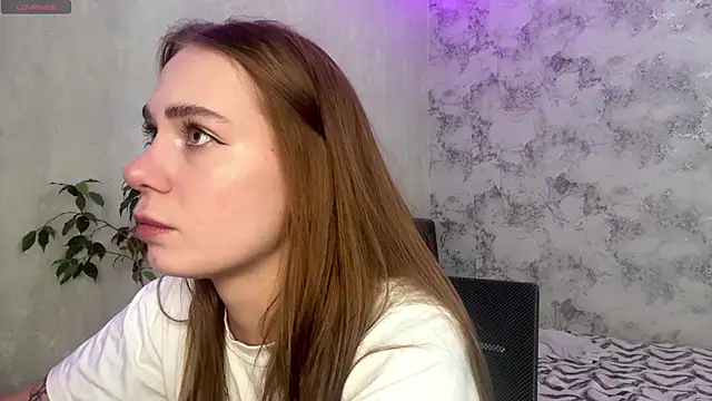 LexaLuxgrey online show from 06/03/26, 07:00