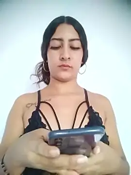 ScarletLovee  online show from 05/29/26, 08:40
