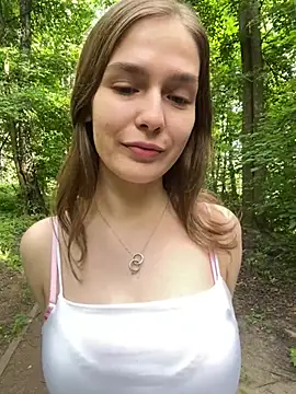 Snapshot of Bamby_bump chatting on 06/30/26, 01:56 Bamby bump online show from 06/30/26, 01:56