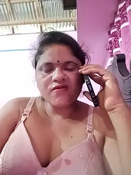 Maya Vabi online show from 06/05/26, 04:41