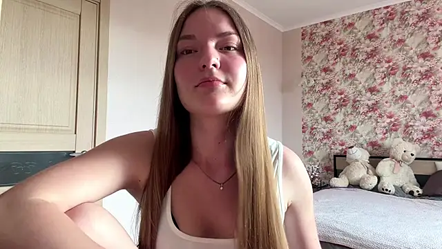 lizzzanatooo online show from 06/14/26, 03:36