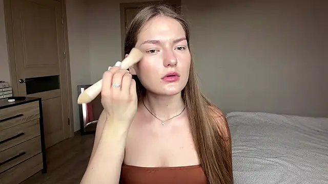 lizzzanatooo online show from 07/08/26, 07:35