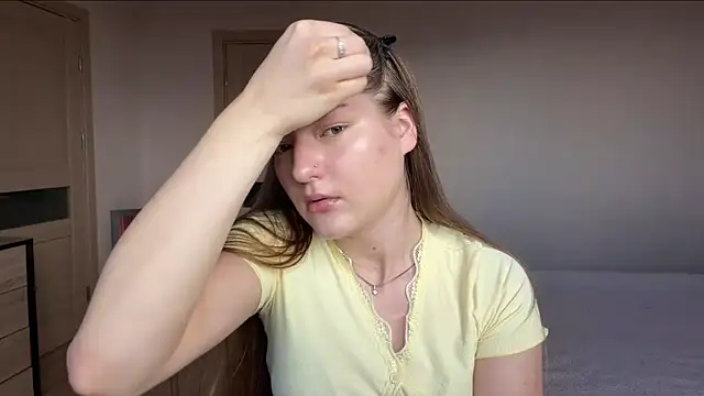 lizzzanatooo online show from 07/12/26, 10:39