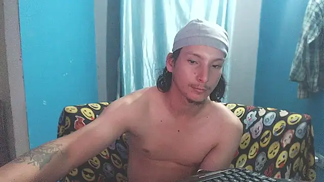 Snapshot of MrKingsaintx chatting on 07/12/26, 11:51 MrKingsaintx online show from 07/12/26, 11:51