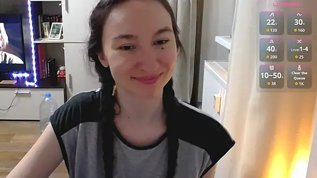 Maryana Ro online show from 07/08/26, 10:03