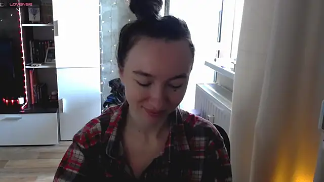 Maryana Ro online show from 07/15/26, 12:21