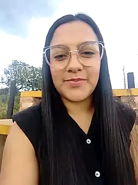 Sexy nayra outdoors  online show from 05/27/26, 08:50