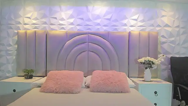 Ellye evans  online show from 06/12/26, 11:20
