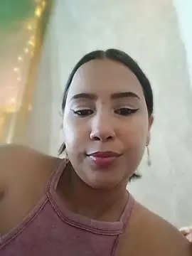 Snapshot of shantall_cute chatting on 06/20/26, 12:19 shantall cute online show from 06/20/26, 12:19