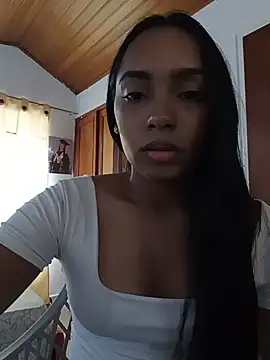 xcleila online show from 06/12/26, 08:19