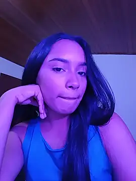 xcleila online show from 06/25/26, 03:28