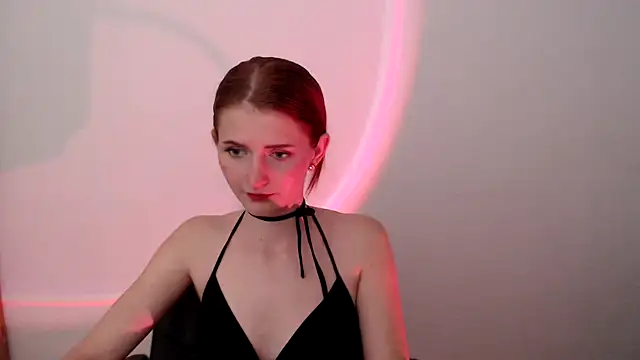 ViolaHot  online show from 05/29/26, 07:45
