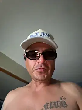 Jlsaxxx69989 online show from 06/05/26, 10:21