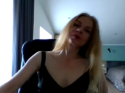 Snapshot of Tina5394 chatting on 06/22/26, 05:26 Tina5394 online show from 06/22/26, 05:26
