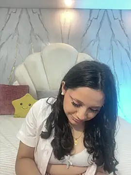 Miiarouse   online show from 06/04/26, 03:45