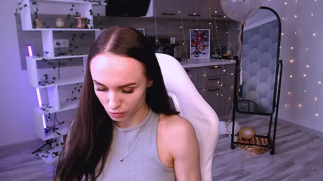 NicoleMerz online show from 06/01/26, 11:12