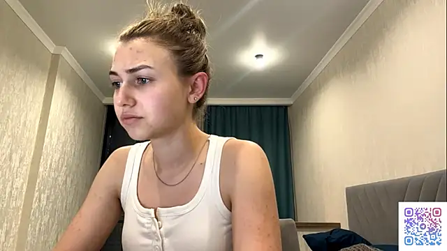 Snapshot of CameTruce chatting on 07/02/26, 06:25 CameTruce online show from 07/02/26, 06:25