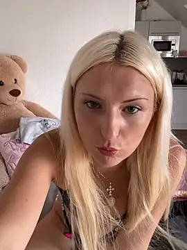MimiLliiyy online show from 07/16/26, 04:46