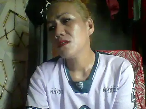 Snapshot of pinayheartaker chatting on 07/02/26, 02:11 pinayheartaker online show from 07/02/26, 02:11