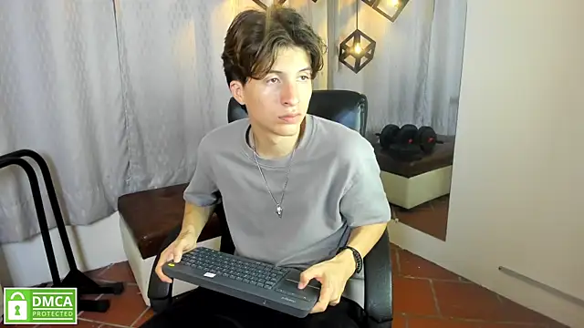 Marcoviolet online show from 07/15/26, 08:03