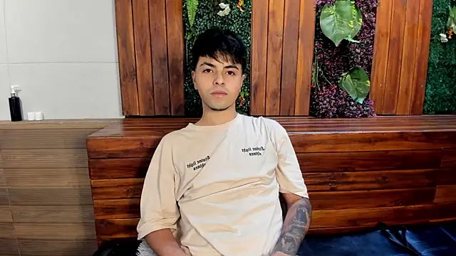 FedeViale online show from 06/26/26, 03:44