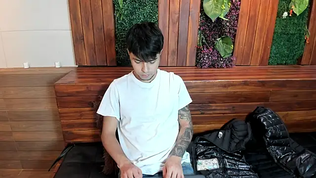FedeViale online show from 07/14/26, 04:17