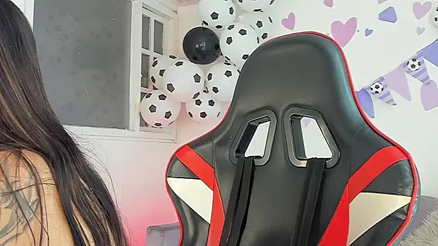 Snapshot of Noa_bunny_ chatting on 07/15/26, 09:42 Noa bunny online show from 07/15/26, 09:42