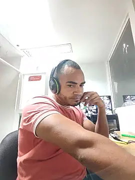VelvetLatino online show from 06/03/26, 10:15