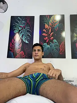 Luxury Guy online show from 06/01/26, 11:56