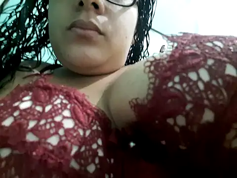 bruninhasurfi online show from 08/04/26, 02:52