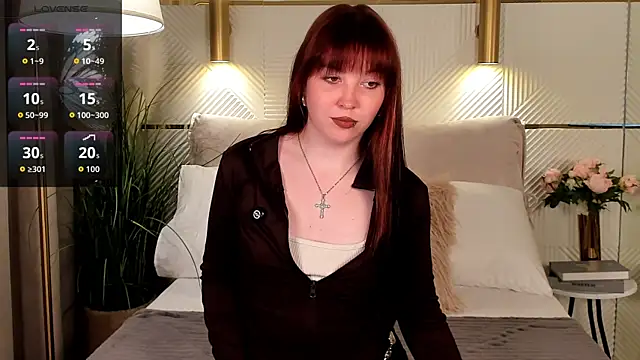 Hyuna Flowers online show from 06/26/26, 11:03