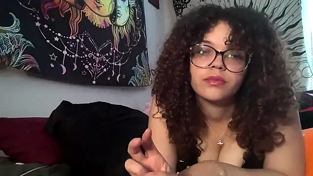 PrettyyPrincess online show from 06/03/26, 05:51