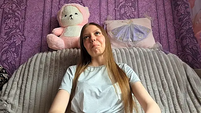 JuleRiter online show from 06/01/26, 07:32