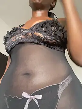 Honeybeespecial online show from 06/15/26, 03:36