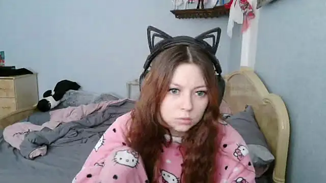 Snapshot of AlessiaViolet chatting on 07/18/26, 10:41 AlessiaViolet online show from 07/18/26, 10:41