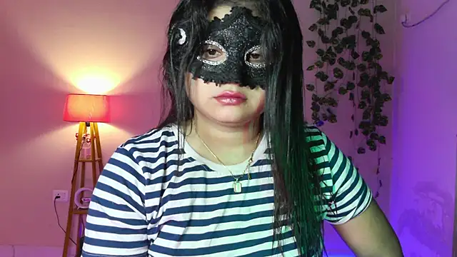 Red Heart  online show from 07/13/26, 06:00