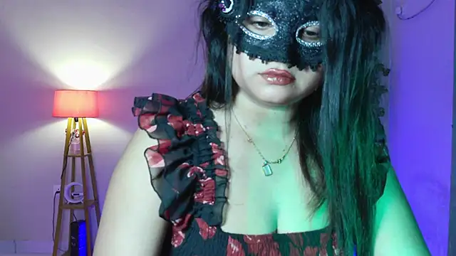 Red Heart  online show from 07/16/26, 05:52