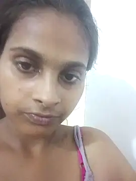 Snapshot of sexy_kajal9 chatting on 06/04/26, 05:13 sexy kajal9 online show from 06/04/26, 05:13